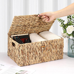 Natural Wicker Storage Basket with Lid and Handles – 15.7″x11″x7.5