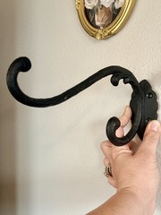 Large Cast Iron Vines Double Wall Hook Coat Hat Flower Basket Holder Hanger 9.5″