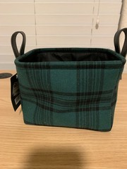 Threshold storage basket, Green Plaid Holiday Pattern, 7″ L x 6″ W x 5″ H, New