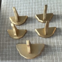 Set of 5 Gold Matte Wood Traditional Wall Mounted Hooks Country Style