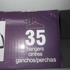 NEW COSTCO 35 Hangers Cintres Antiglissement Space-Saving