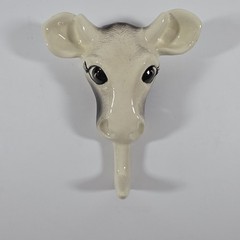 Ceramic Cow Head Wall Hook Animal Theme White Black Glossy 6 Inch Novelty