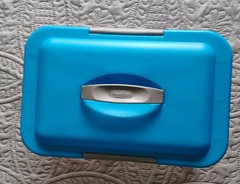 Lot of 4 Sterilite 1894 Blue Show Offs Storage Totes Hinge Handle Lid 14x9x6