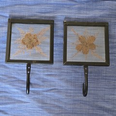 Black Metal Framed Dried Floral Wall Hooks, Traditional Style, Set of 2