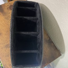 Reptile Dragon Eye Remote Control Holder / Faux Leather 5 Compartment Organizer