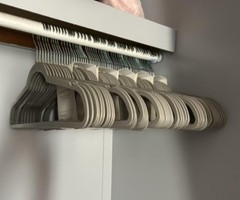 10ct Thin Plastic Hangers-Slim Clothes Hangers for Adults, 17.5″ x 9.1″ x 0.2″