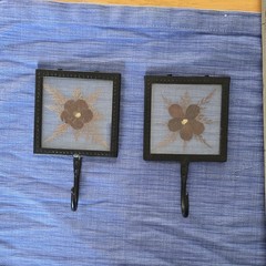 Black Metal Framed Dried Floral Wall Hooks, Traditional Style, Set of 2