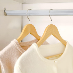Wooden Coat Hanger 20 Pack, Natural Wood Suit Hangers with Non Slip Pants Bar, 3