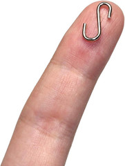 Mini S Hooks Connectors S Shaped Wire Hook Hangers 100Pcs Hanging Hooks for DIY