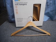 10 HONEY CAN DO Maple wooden Kids Clothes Suit Cothing hangers Shoulder Notches