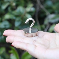 Corrosion-Resistant Neodymium Magnetic Hooks – 80 lb Pulling Force, Set of 6