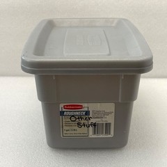 Vtg Rubbermaid Roughneck 1 Gallon Gray Grey Small Storage Tote with Lid USA 2002