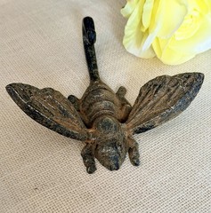 2 Cast Iron Bee Wall Hook Key Towel Coat Hanger Rustic Antique Brown Finish 6 in