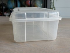 Rubbermaid Clear Plastic Snap Case Hinged Storage Container 2281
