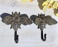 2 Cast Iron Bee Wall Hook Key Towel Coat Hanger Rustic Antique Brown Finish 6 in