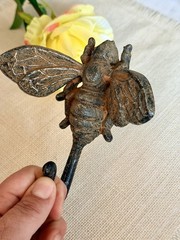 2 Cast Iron Bee Wall Hook Key Towel Coat Hanger Rustic Antique Brown Finish 6 in