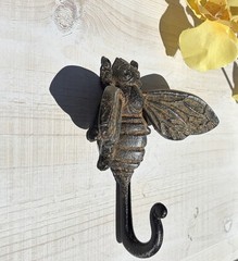 2 Cast Iron Bee Wall Hook Key Towel Coat Hanger Rustic Antique Brown Finish 6 in