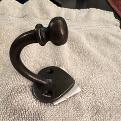 Set of 4 Metal Traditional Wall Mounted Coat Hooks Matte Finish
