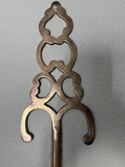 Brass Traditional Decorative Wall-Mounted Hook, Gold Tone Single Hook
