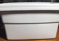 Vtg Rubbermaid Roughneck Tote W Lid 1 Gal Plastic Storage Tan 10.5x6x7” #2211